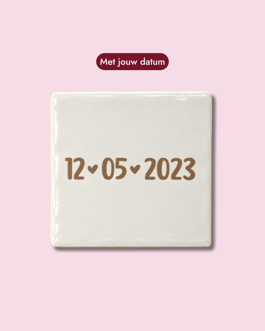 Carreau personnalisé avec cœurs et date